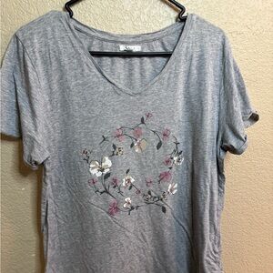 Maurice’s women’s tshirt—XL